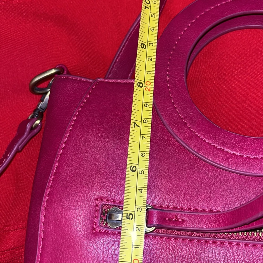 Magenta Purse - Picture 7 of 11